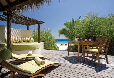 island-villa-_Merci.Travel - min